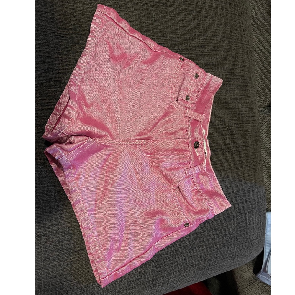 Zana-Di size 8 in children’s clothes.